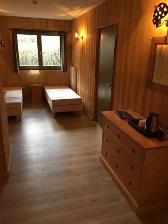 Hotel Les Combelles Châtel Zewnętrze zdjęcie
