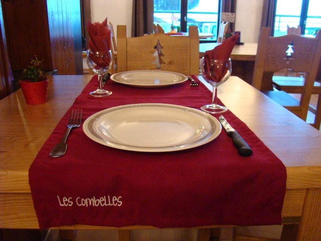 Hotel Les Combelles Châtel Zewnętrze zdjęcie