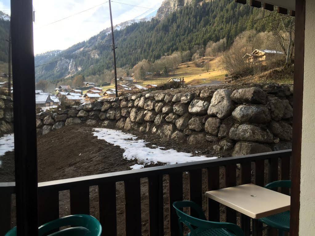 Hotel Les Combelles Châtel Zewnętrze zdjęcie